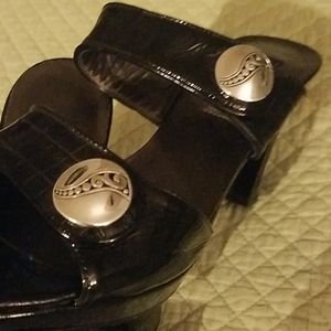 Black leather Brighton heels